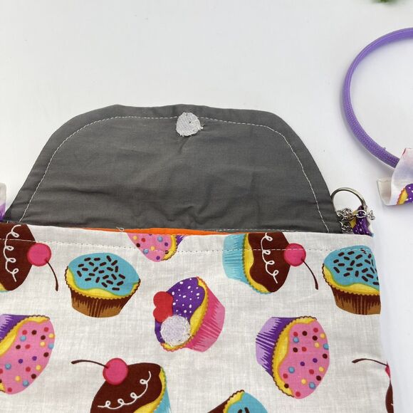 Girls Accessories Cupcakes Purse crossbody Bag & Headband Set - Picture 8 of 16